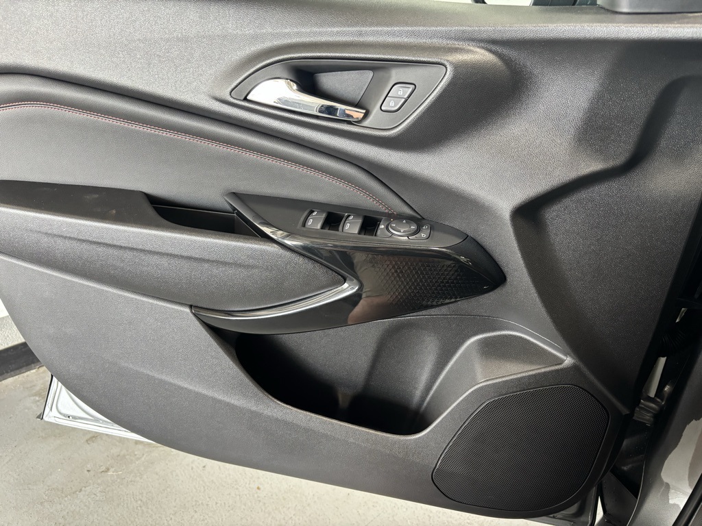 new 2025 Chevrolet Trax car, priced at $26,685