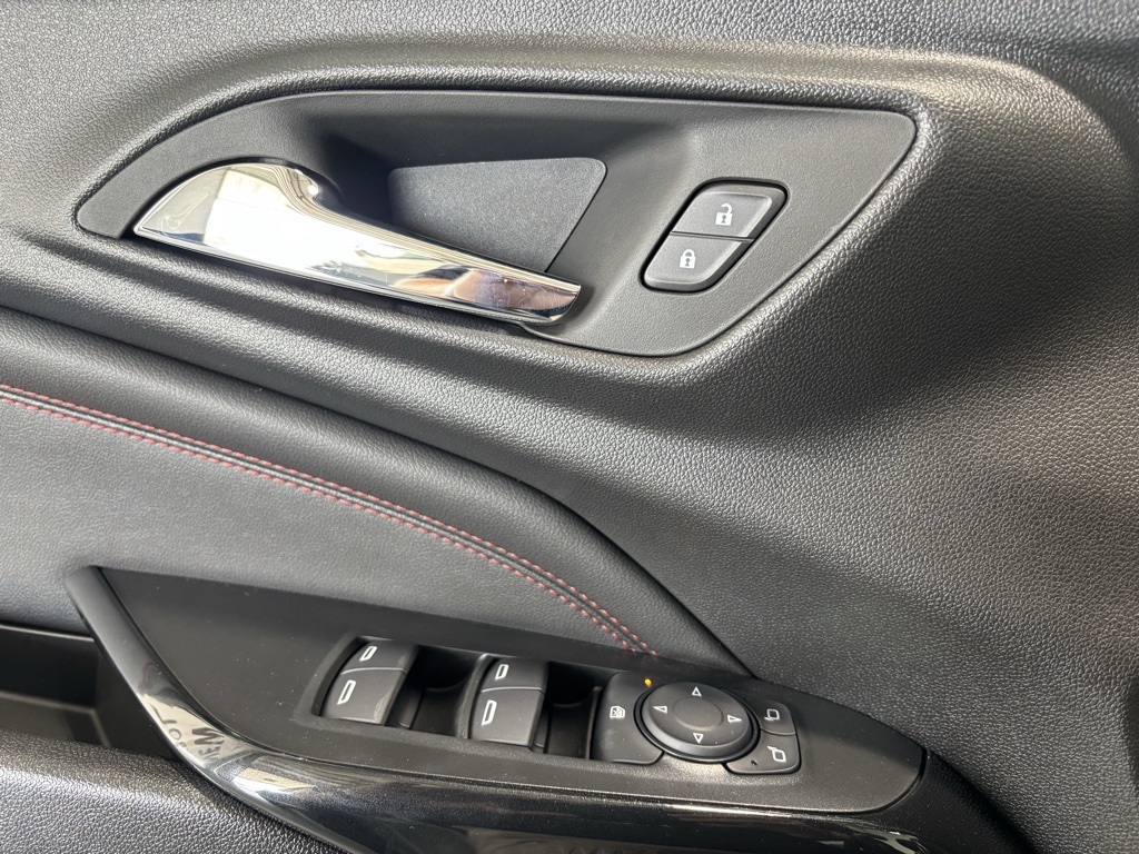 new 2025 Chevrolet Trax car, priced at $26,685