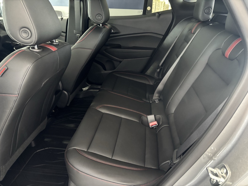 new 2025 Chevrolet Trax car, priced at $26,685