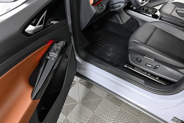 used 2021 Volkswagen ID.4 car, priced at $21,900