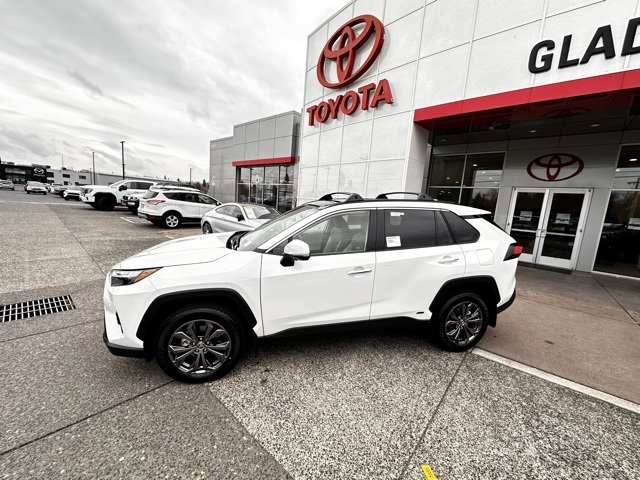 new 2025 Toyota RAV4 Hybrid car