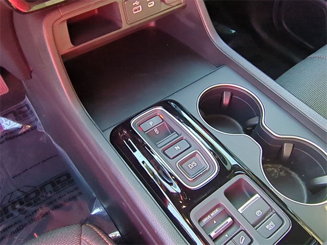 used 2025 Honda Pilot car, priced at $40,911
