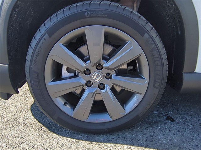 used 2025 Honda Pilot car, priced at $40,911