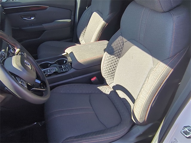 used 2025 Honda Pilot car, priced at $40,911