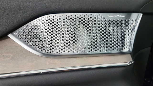 new 2025 Volvo EX90 car, priced at $97,470