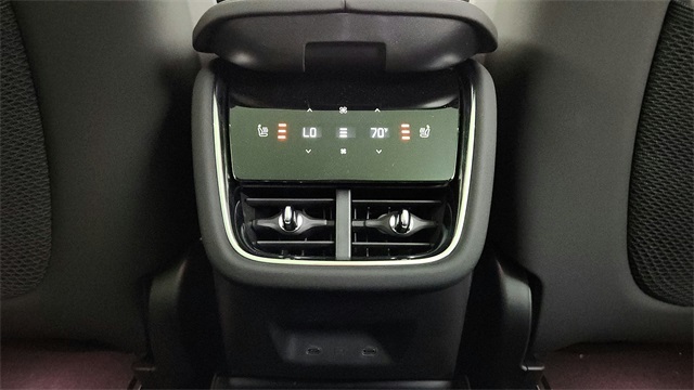 new 2025 Volvo EX90 car, priced at $97,470