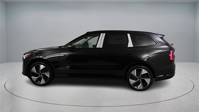 new 2025 Volvo EX90 car, priced at $97,470