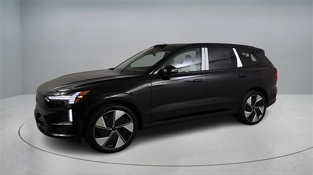 new 2025 Volvo EX90 car, priced at $97,470