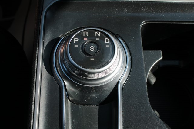 used 2024 Ford Edge car, priced at $26,305