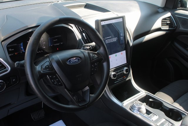 used 2024 Ford Edge car, priced at $26,305