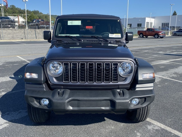 new 2025 Jeep Wrangler car, priced at $41,010