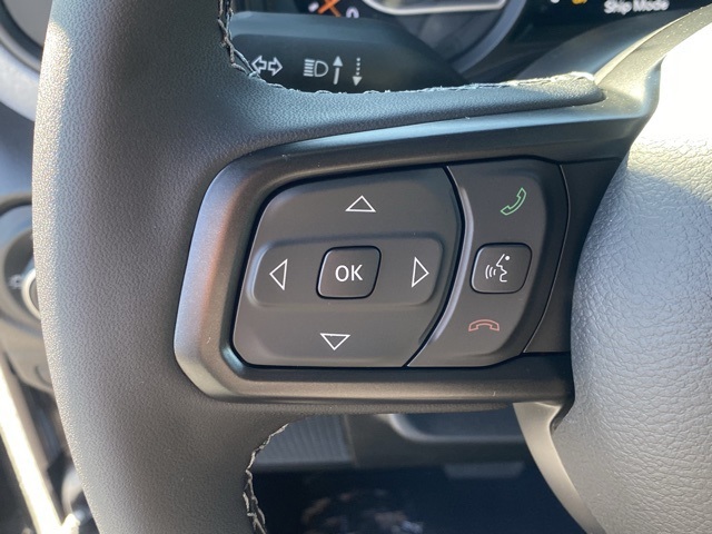 new 2025 Jeep Wrangler car, priced at $41,010