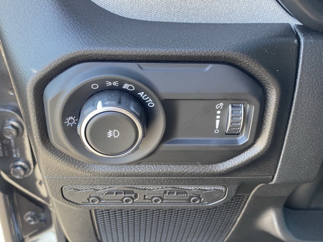 new 2025 Jeep Wrangler car, priced at $41,010