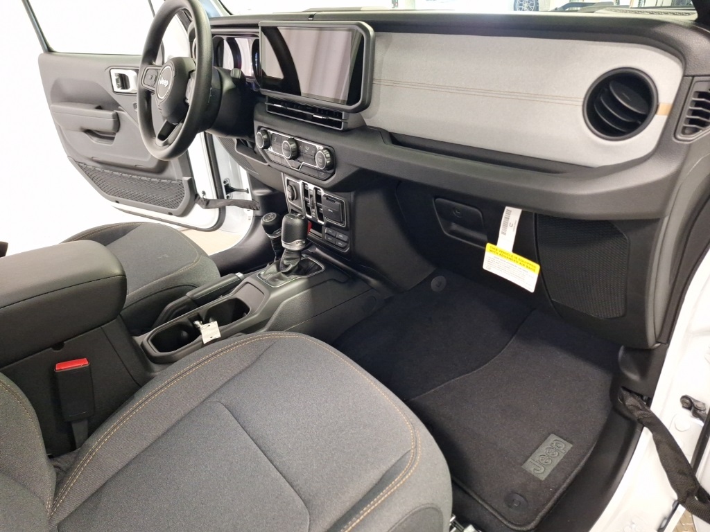 new 2025 Jeep Wrangler car, priced at $52,533