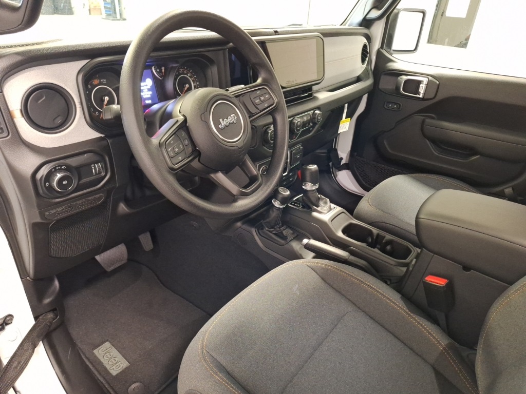 new 2025 Jeep Wrangler car, priced at $52,533