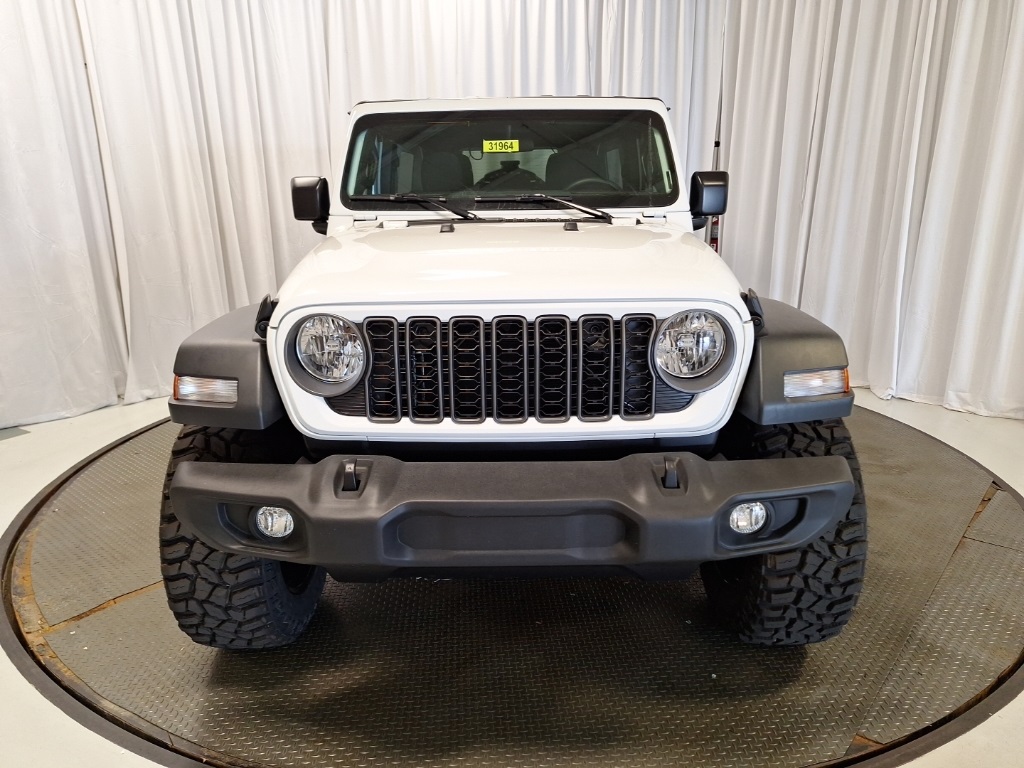 new 2025 Jeep Wrangler car, priced at $52,533