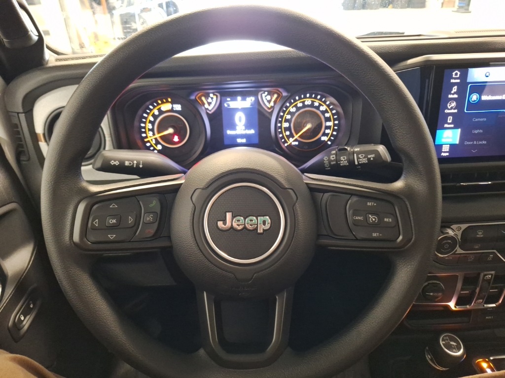 new 2025 Jeep Wrangler car, priced at $52,533