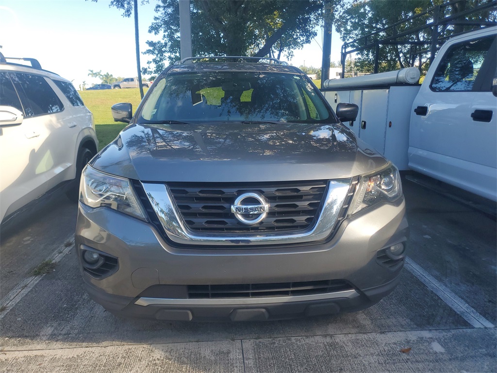 used 2020 Nissan Pathfinder car, priced at $18,595