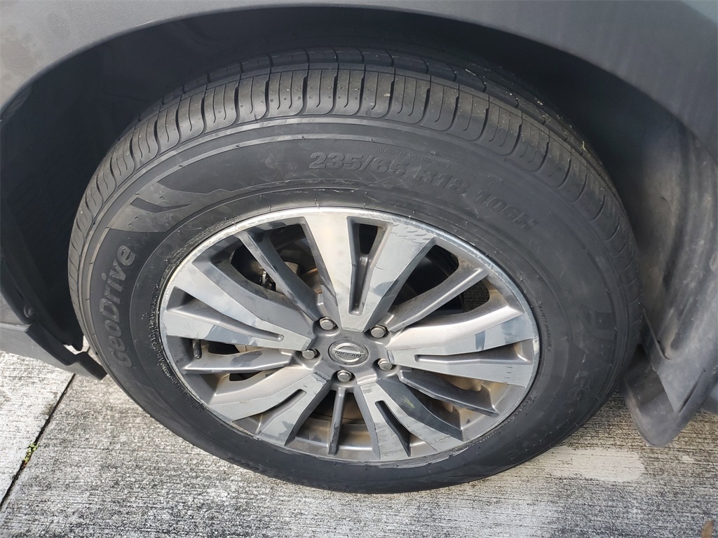 used 2020 Nissan Pathfinder car, priced at $18,595