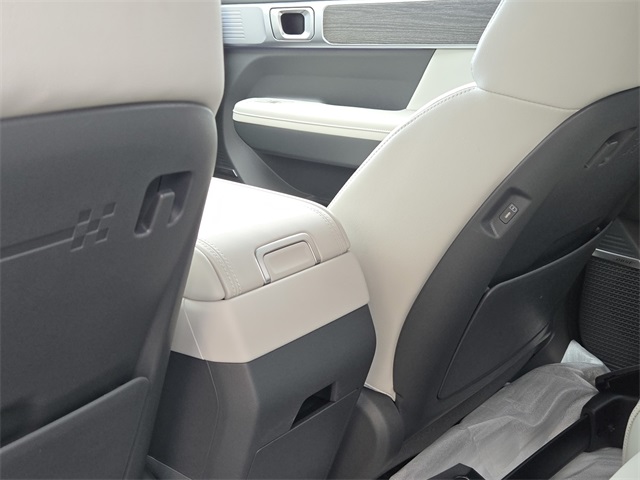 new 2025 Hyundai Santa Fe Hybrid car, priced at $43,024