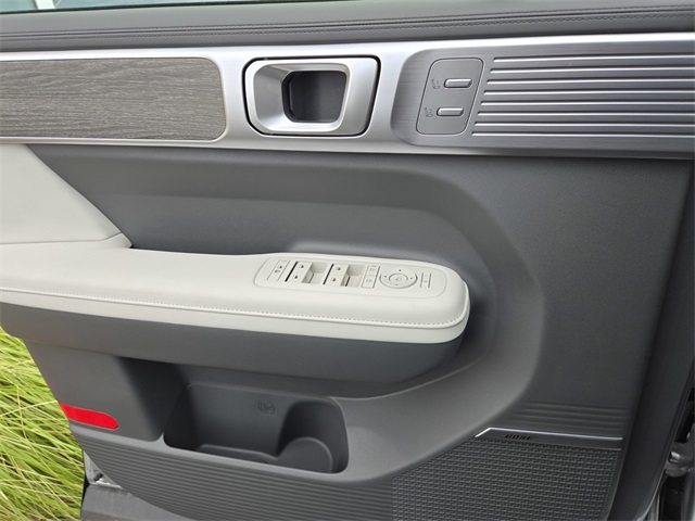 new 2025 Hyundai Santa Fe Hybrid car, priced at $43,024
