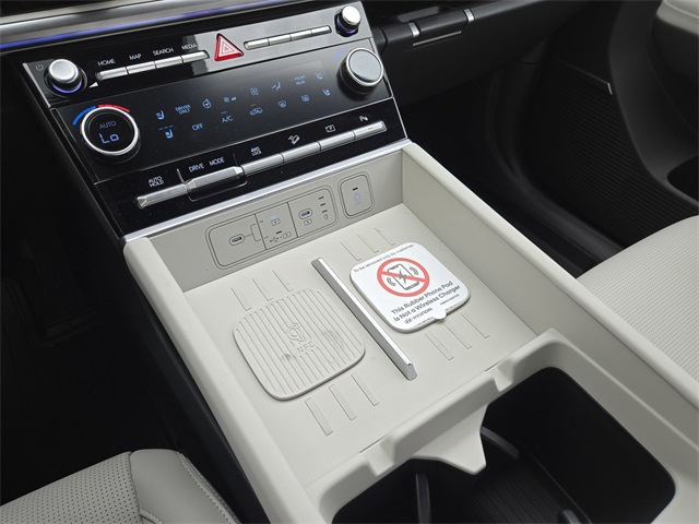 new 2025 Hyundai Santa Fe Hybrid car, priced at $43,024