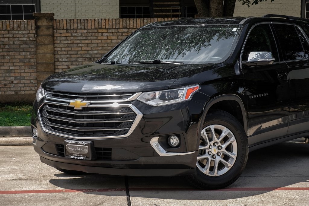 used 2019 Chevrolet Traverse car, priced at $17,802