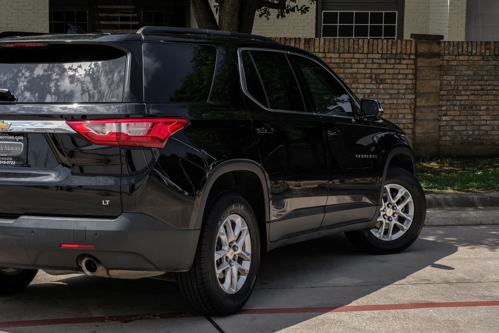 used 2019 Chevrolet Traverse car, priced at $17,802
