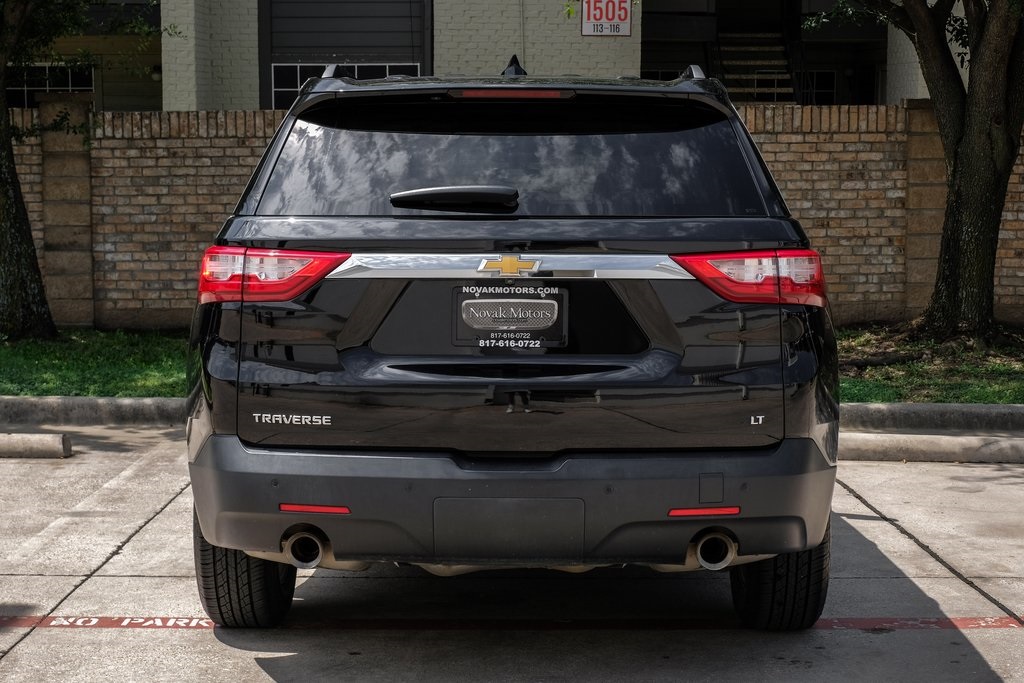 used 2019 Chevrolet Traverse car, priced at $17,802