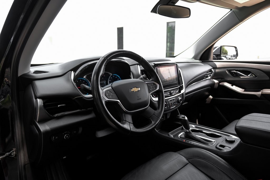 used 2019 Chevrolet Traverse car, priced at $17,802