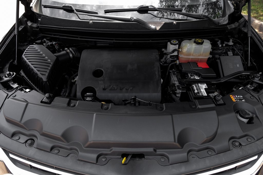 used 2019 Chevrolet Traverse car, priced at $17,802