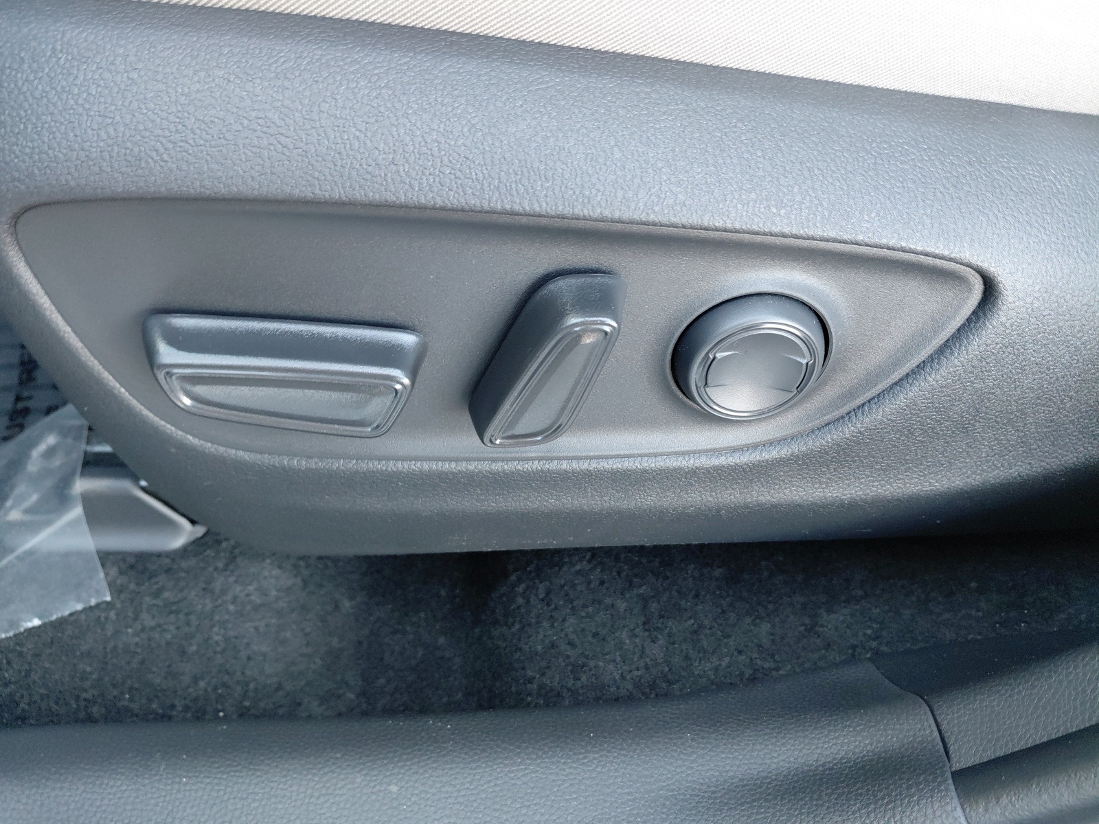 new 2025 Toyota RAV4 car, priced at $37,414