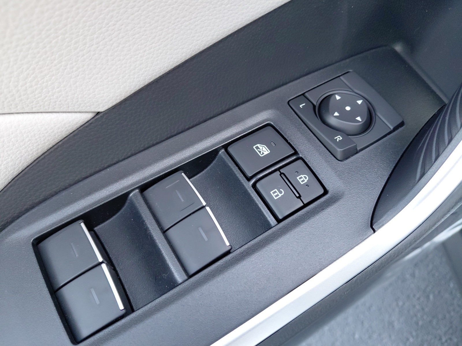 new 2025 Toyota RAV4 car, priced at $37,414