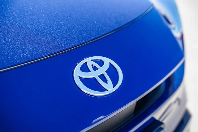 new 2026 Toyota Prius Plug-In Hybrid car, priced at $35,489