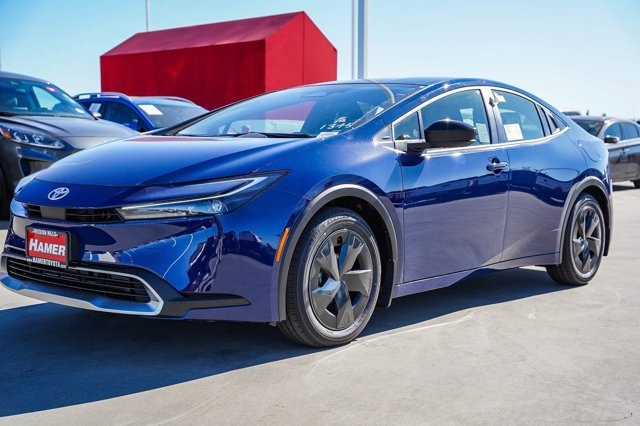 new 2026 Toyota Prius Plug-In Hybrid car, priced at $35,489