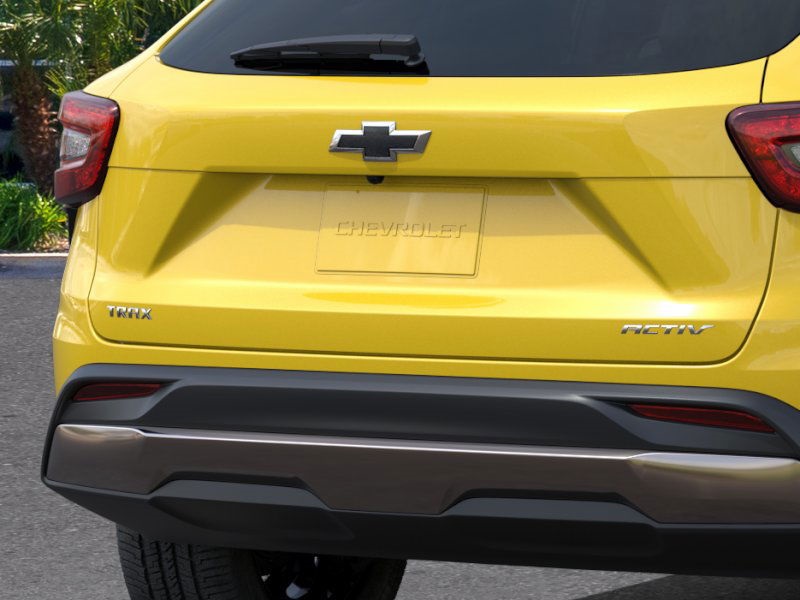 new 2025 Chevrolet Trax car, priced at $28,135