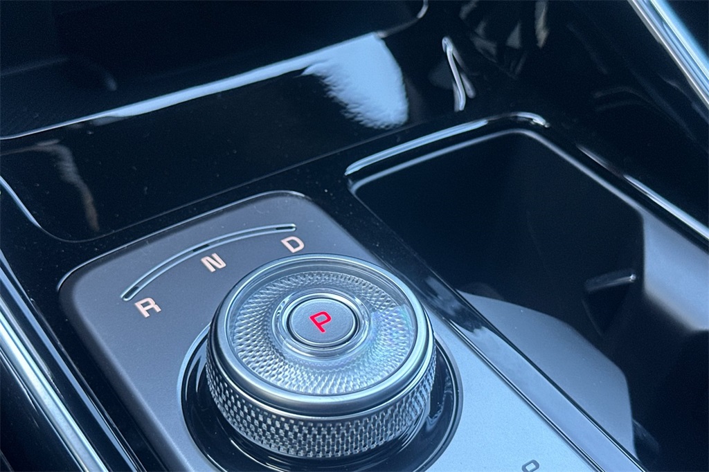 new 2025 Kia Sorento Plug-In Hybrid car, priced at $55,055