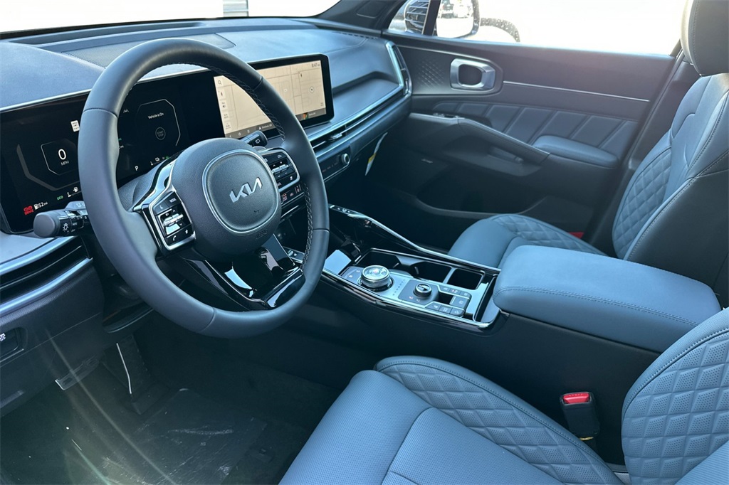 new 2025 Kia Sorento Plug-In Hybrid car, priced at $55,055