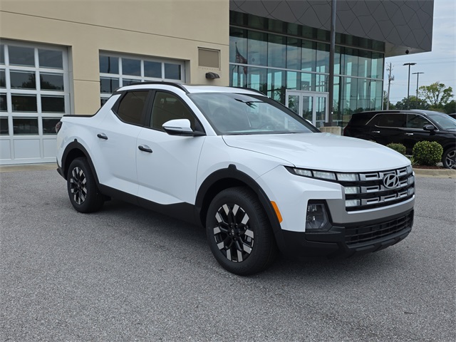 new 2025 Hyundai Santa Cruz car, priced at $34,617