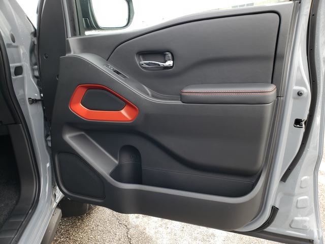 new 2025 Nissan Frontier car, priced at $39,112