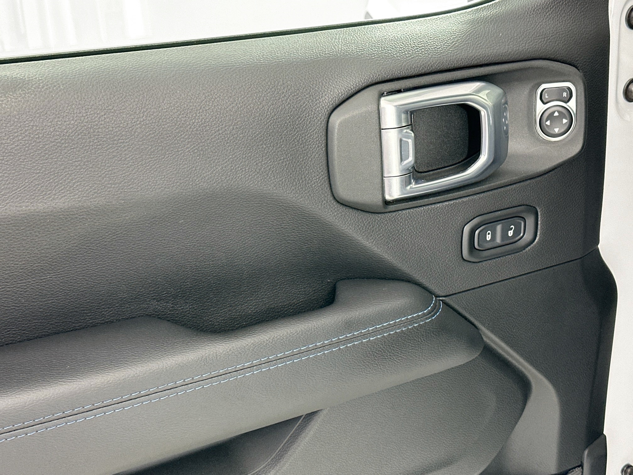 used 2022 Jeep Wrangler car, priced at $38,998