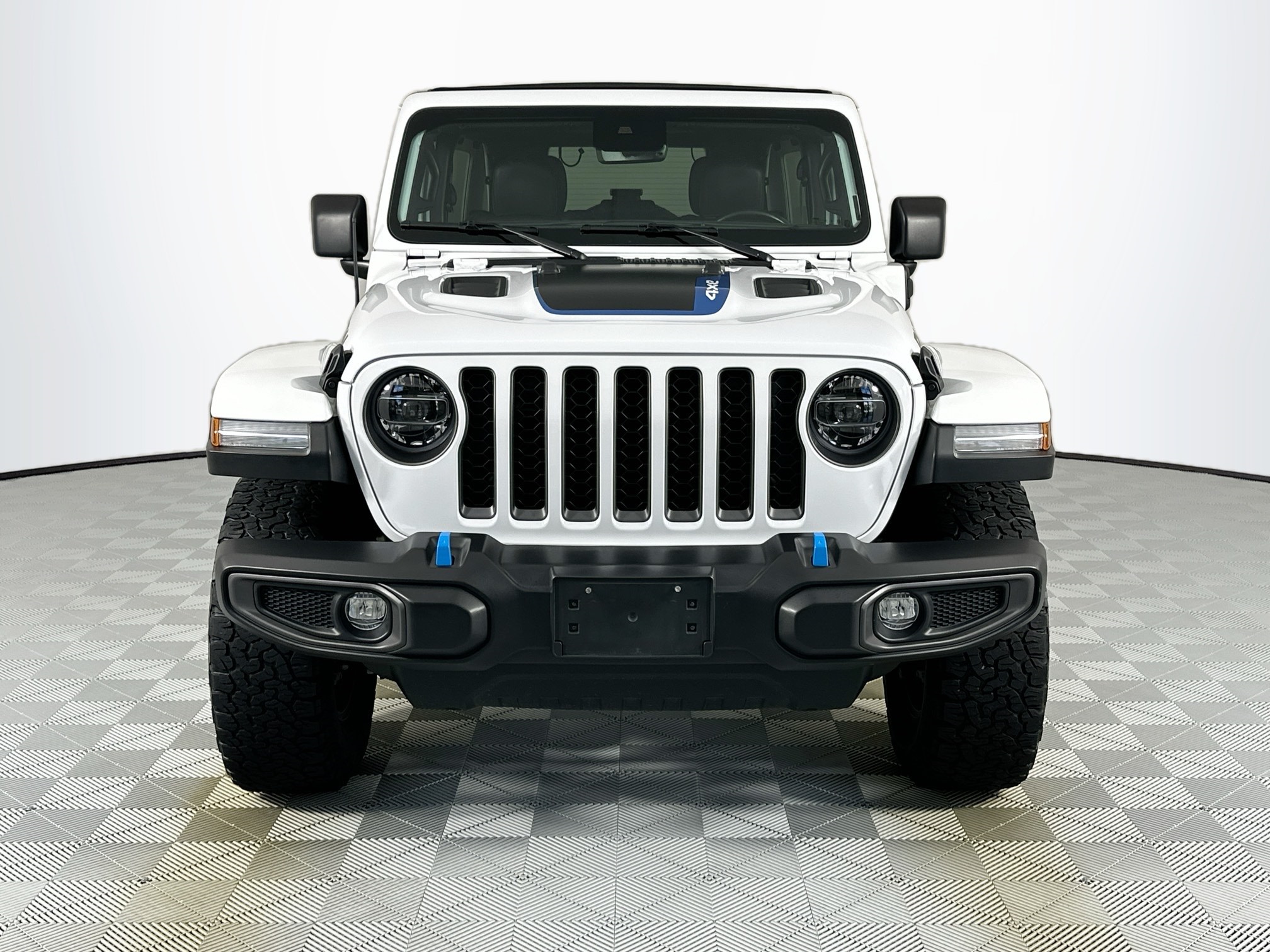 used 2022 Jeep Wrangler car, priced at $38,998