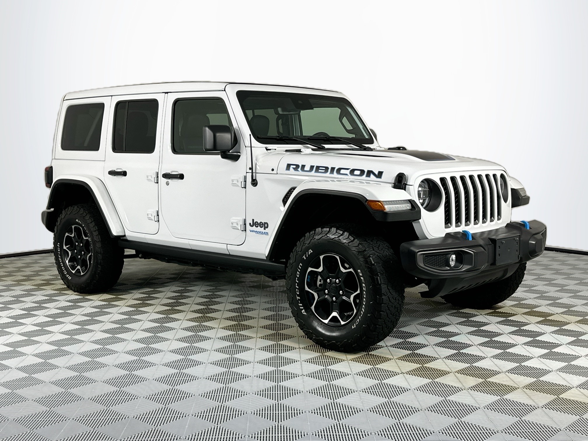 used 2022 Jeep Wrangler car, priced at $38,998
