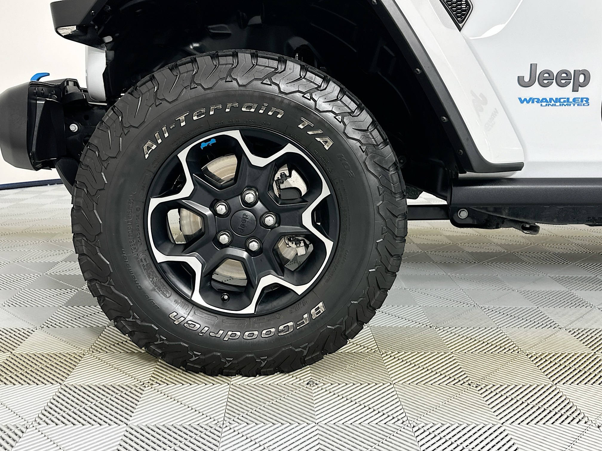 used 2022 Jeep Wrangler car, priced at $38,998