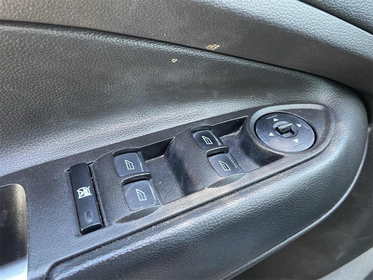used 2018 Ford Escape car, priced at $11,999