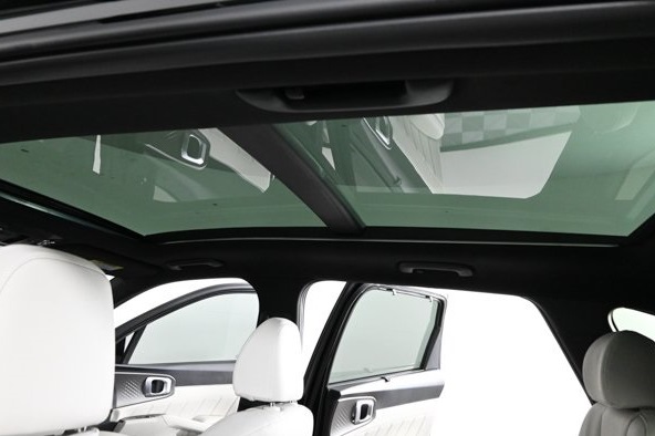 new 2025 Kia Sorento Hybrid car, priced at $47,225