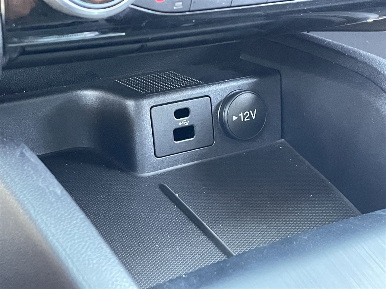 used 2022 Ford Escape car, priced at $21,395