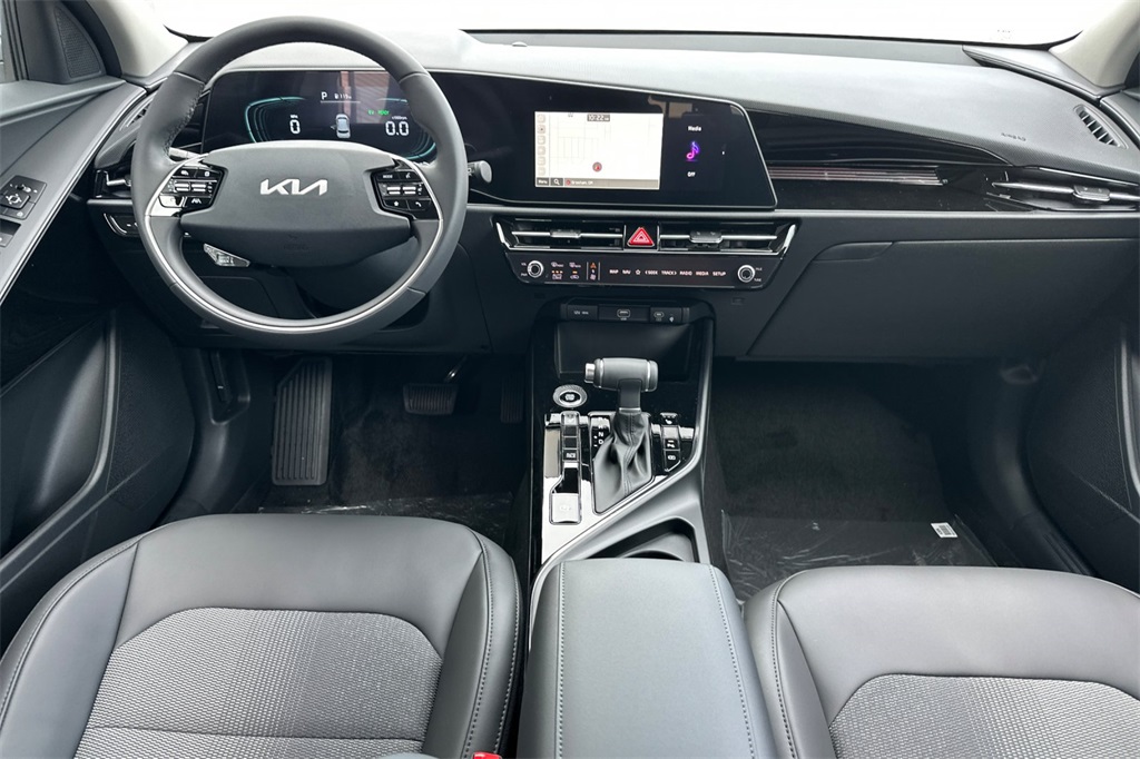 new 2025 Kia Niro car, priced at $31,830