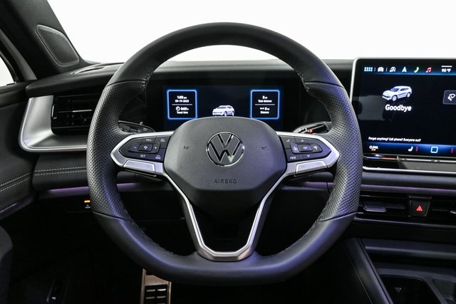 new 2025 Volkswagen Tiguan car, priced at $40,256