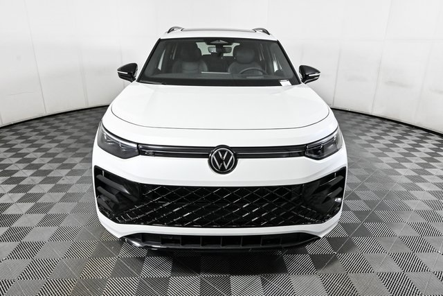 new 2025 Volkswagen Tiguan car, priced at $40,256